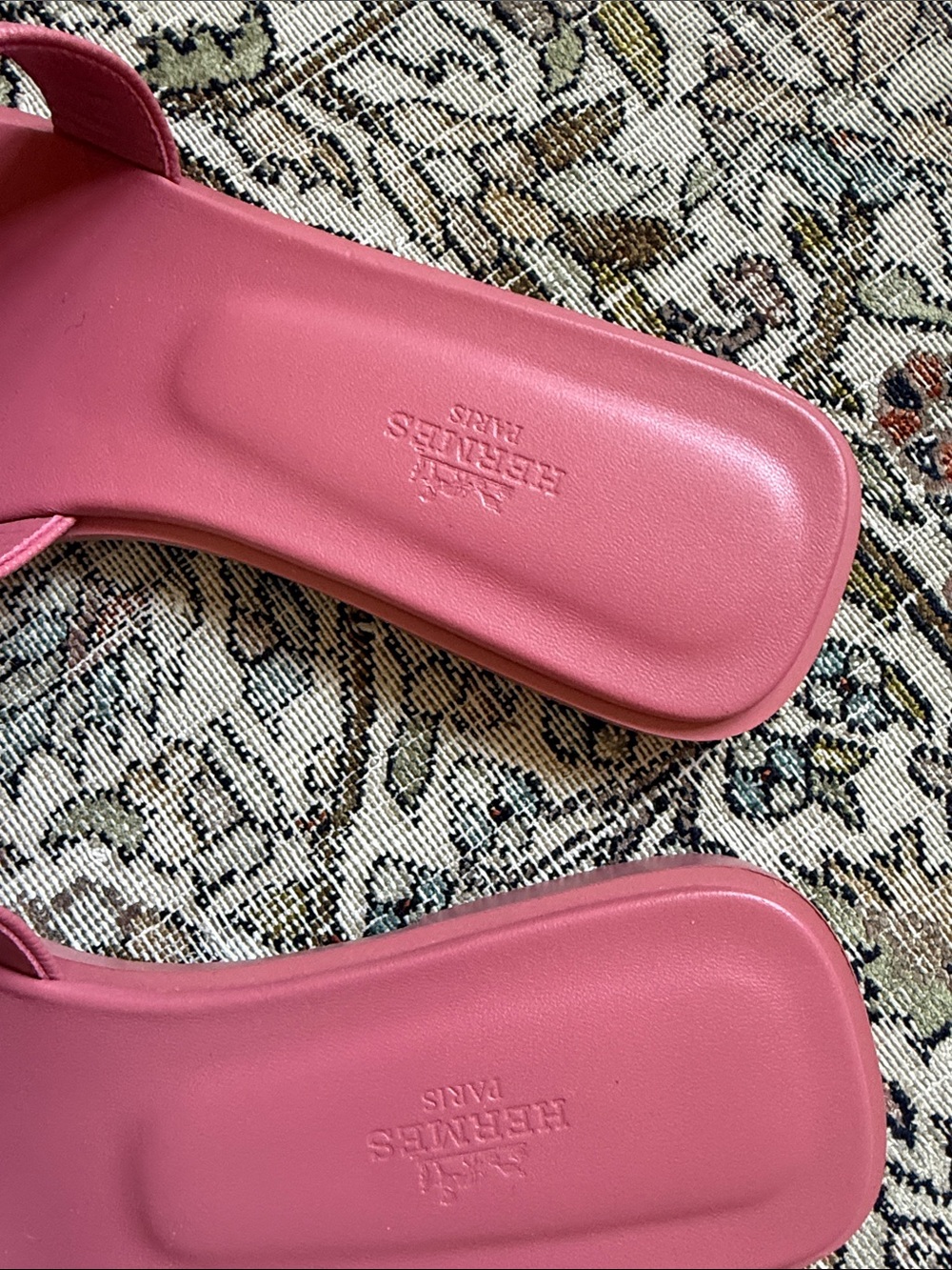 Hermes Pink Oran Signature Slide Sandals 39 - Picture 2 of 4